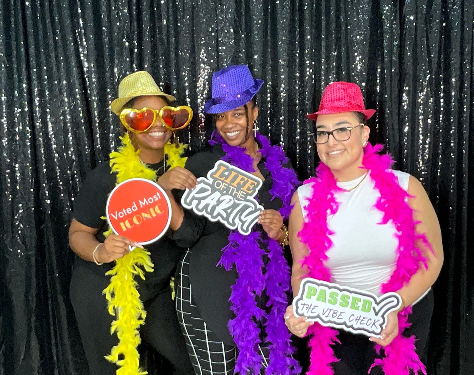 Oakland_Housing_Authority_Senior_Splender_Photo_20251002_Time-180515_dl0iwz